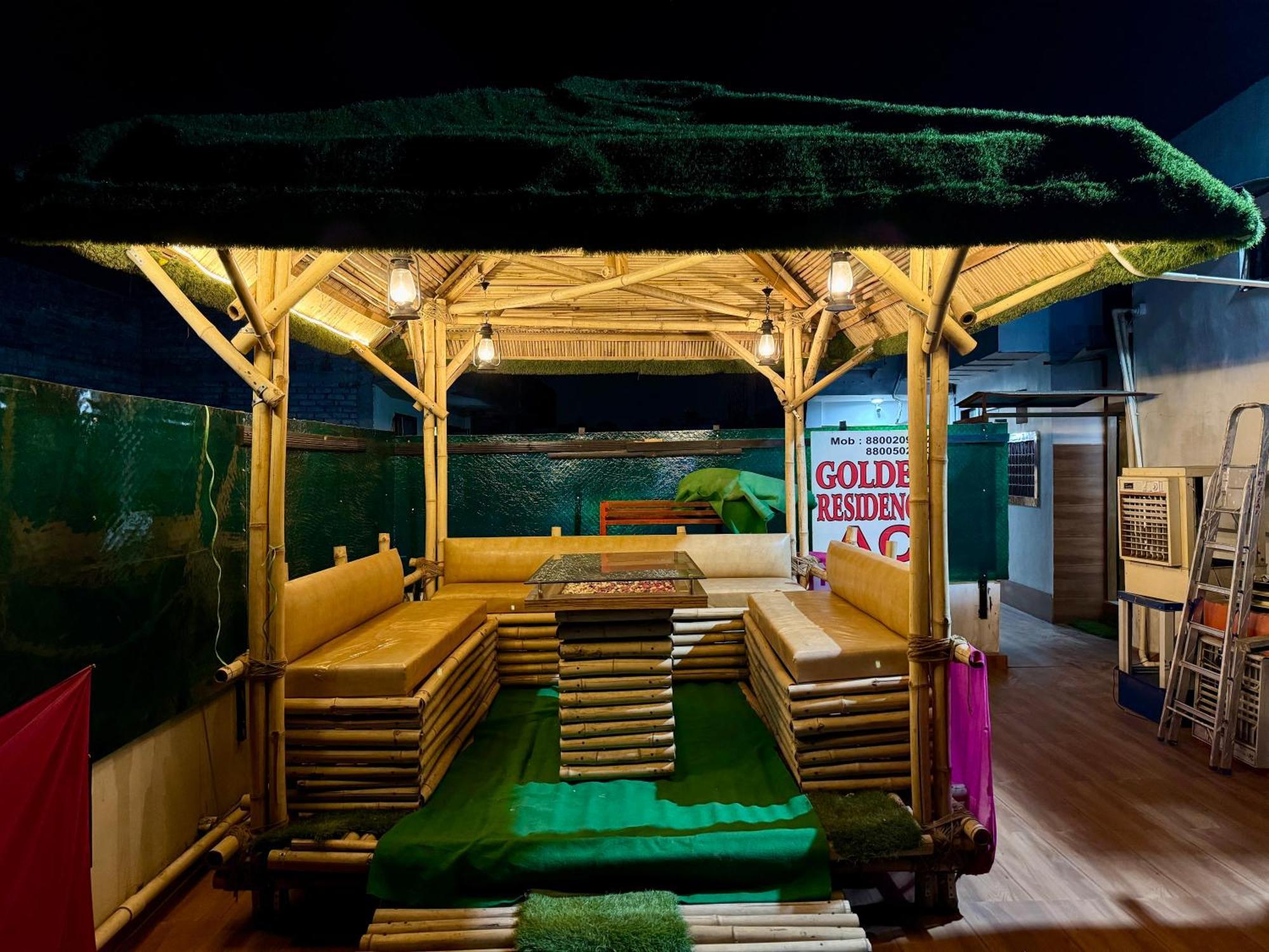 Golden Residency Hotel New Delhi Buitenkant foto
